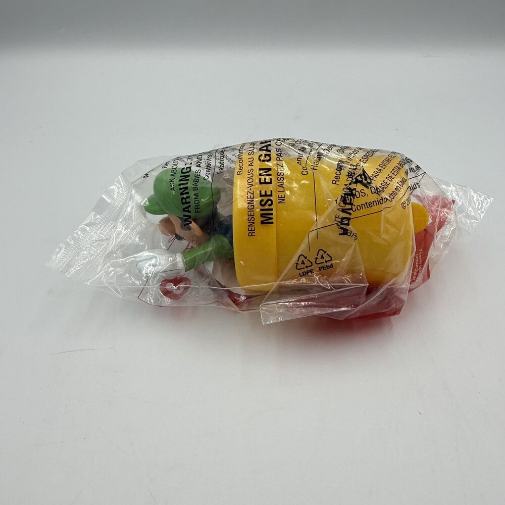 McDonald's 2017 SUPER MARIO Happy Meal Toys #3-Luigi Launcher New in Package